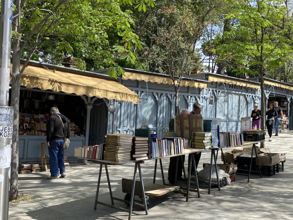 Feria de libros de la Cuesta de Moyano. Imagen actual Maite Escobar Alférez